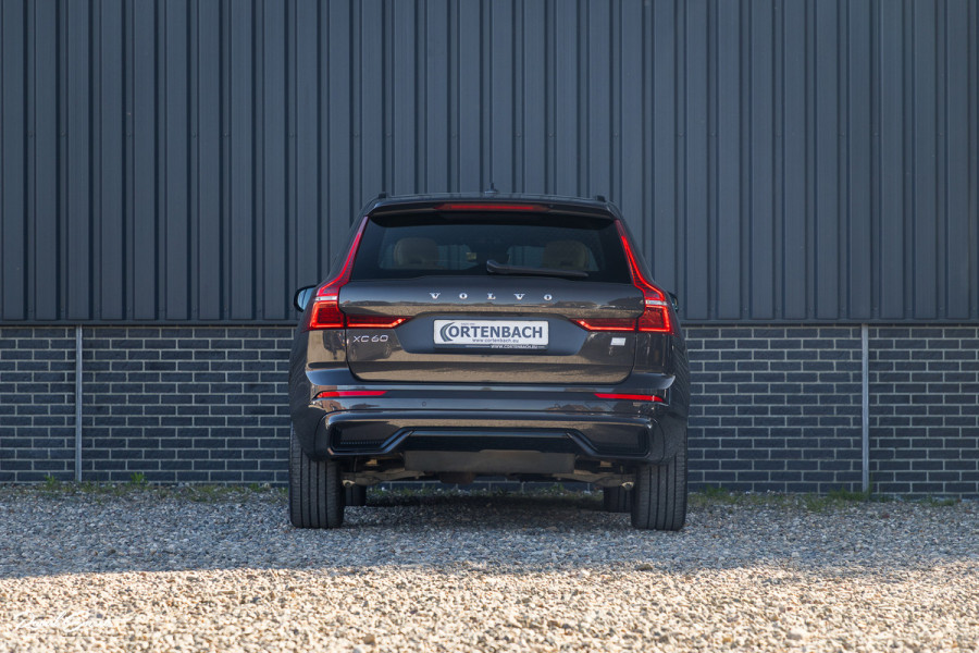 Volvo XC60 2.0 T8 Plug-in hybrid AWD Ultimate Dark Long Range | Adaptieve cruise | Panorama dak | Memory | Stoelmassage + verkoeling |