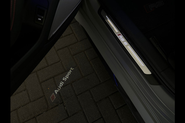 Audi RS6 Avant TFSI quattro Pano|Ceramic|HuD|B&O 3D|PPF|Carbon