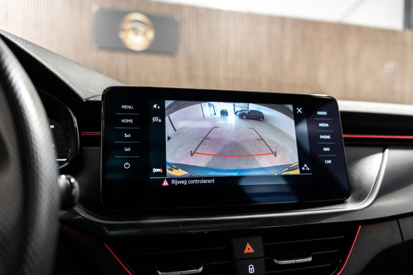 Škoda SCALA 1.5 TSI Sport Business DSG LED PANO CAMERA KUIPSTOELEN
