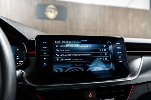 Škoda SCALA 1.5 TSI Sport Business DSG LED PANO CAMERA KUIPSTOELEN
