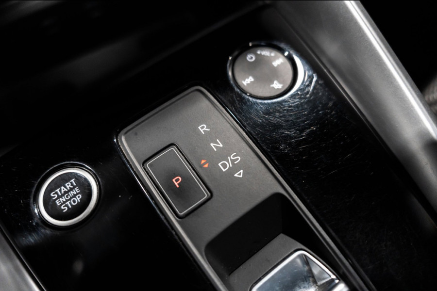 Audi A3 Sportback 40 TFSI e S-Line 2023 S-Tronic PANO LED VIRTUAL
