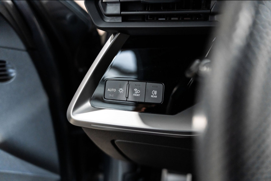 Audi A3 Sportback 40 TFSI e S-Line 2023 S-Tronic PANO LED VIRTUAL