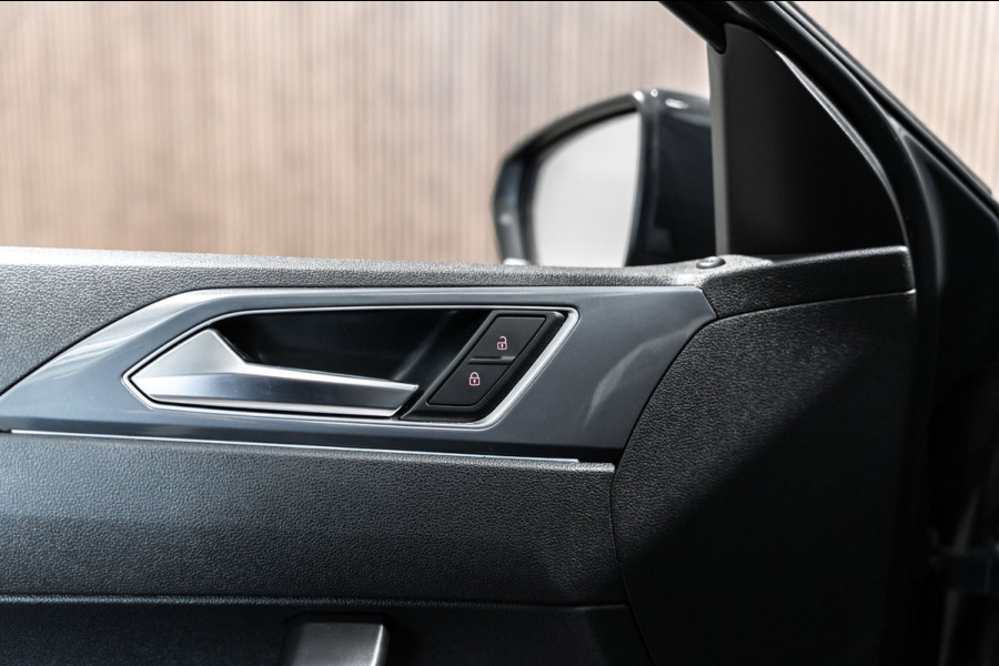 Volkswagen Polo 1.0 TSI 3 x R-line DSG LED COCKPIT NAVI
