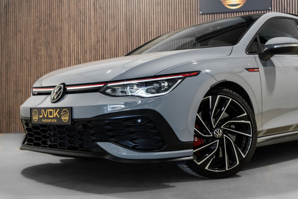 Volkswagen Golf 2.0 TSI GTI Clubsport DSG PANO IQ LIGHTS CAMERA NAVI