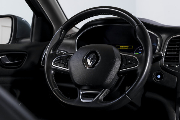 Renault Mégane Estate 1.6 E-Tech Plug-In Hybrid 160 Business Edition One | Dig. Cockpit | Cruise | PDC | Camera | NAV+App. Connect | ECC | Trekhaak | LM 17" |