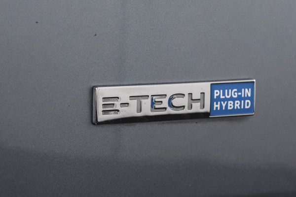 Renault Mégane Estate 1.6 E-Tech Plug-In Hybrid 160 Business Edition One | Dig. Cockpit | Cruise | PDC | Camera | NAV+App. Connect | ECC | Trekhaak | LM 17" |