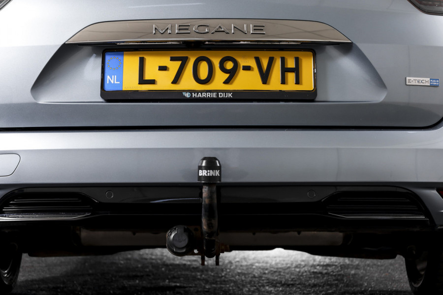 Renault Mégane Estate 1.6 E-Tech Plug-In Hybrid 160 Business Edition One | Dig. Cockpit | Cruise | PDC | Camera | NAV+App. Connect | ECC | Trekhaak | LM 17" |