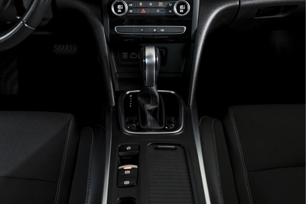 Renault Mégane Estate 1.6 E-Tech Plug-In Hybrid 160 Business Edition One | Dig. Cockpit | Cruise | PDC | Camera | NAV+App. Connect | ECC | Trekhaak | LM 17" |