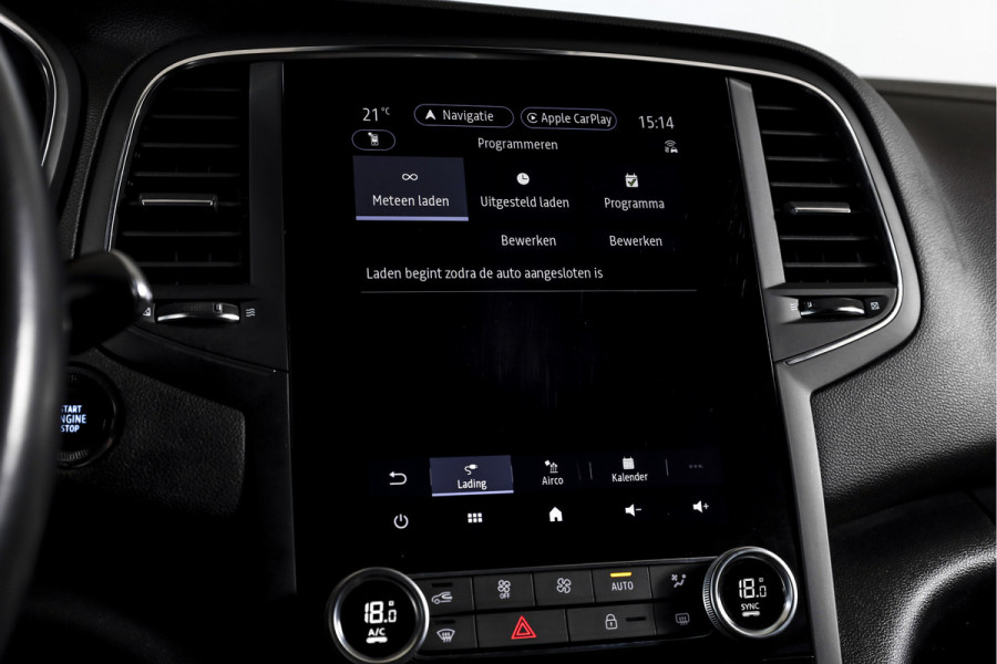 Renault Mégane Estate 1.6 E-Tech Plug-In Hybrid 160 Business Edition One | Dig. Cockpit | Cruise | PDC | Camera | NAV+App. Connect | ECC | Trekhaak | LM 17" |