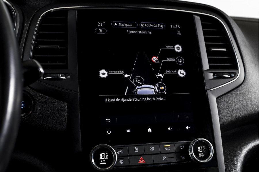 Renault Mégane Estate 1.6 E-Tech Plug-In Hybrid 160 Business Edition One | Dig. Cockpit | Cruise | PDC | Camera | NAV+App. Connect | ECC | Trekhaak | LM 17" |