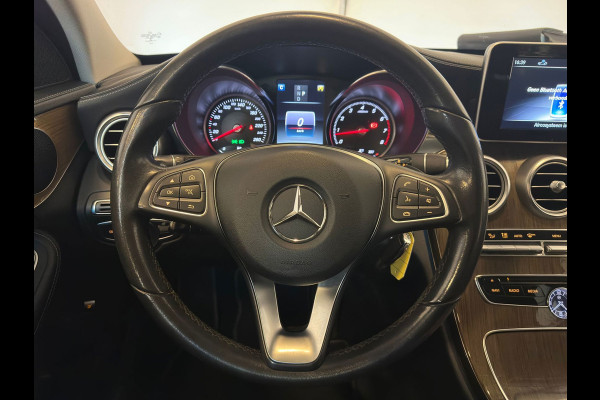 Mercedes-Benz C-Klasse 180 Premium Plus|TREKHAAK|XENON|DEALER ONDERHOUDEN|