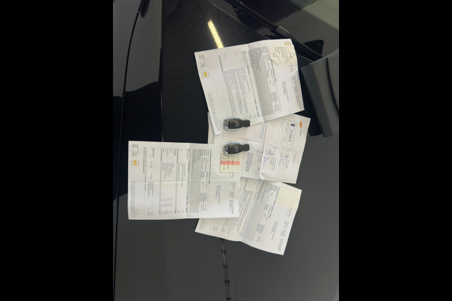 Mercedes-Benz C-Klasse 180 Premium Plus|TREKHAAK|XENON|DEALER ONDERHOUDEN|