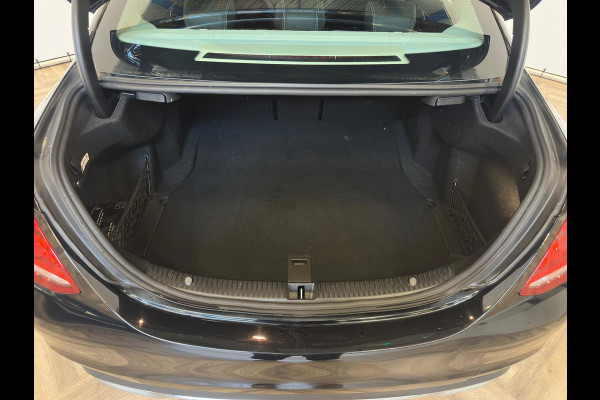 Mercedes-Benz C-Klasse 180 Premium Plus|TREKHAAK|XENON|DEALER ONDERHOUDEN|