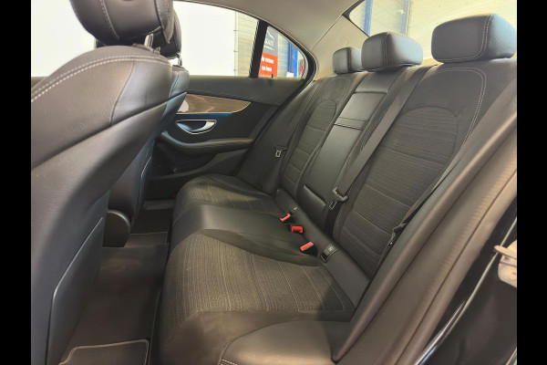 Mercedes-Benz C-Klasse 180 Premium Plus|TREKHAAK|XENON|DEALER ONDERHOUDEN|
