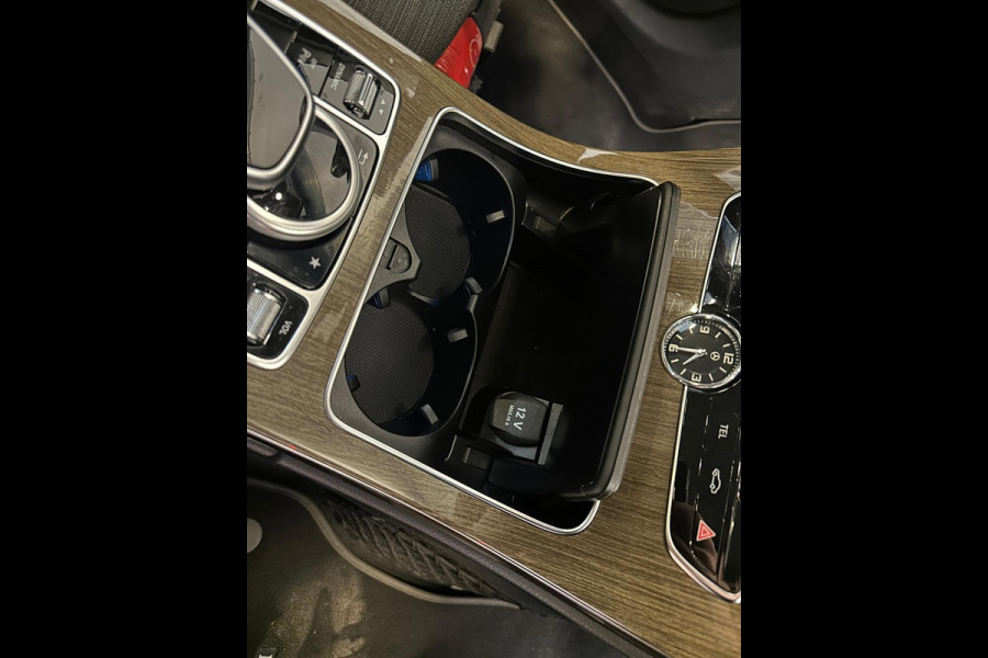 Mercedes-Benz C-Klasse 180 Premium Plus|TREKHAAK|XENON|DEALER ONDERHOUDEN|