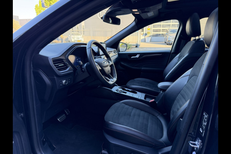Ford Kuga 2.5 PHEV ST-Line X / Trekhaak (Elek) / Panoramadak / Camera / Adaptive-Cruise / Winter-Pakket / Head-Up / Ford Dealer on