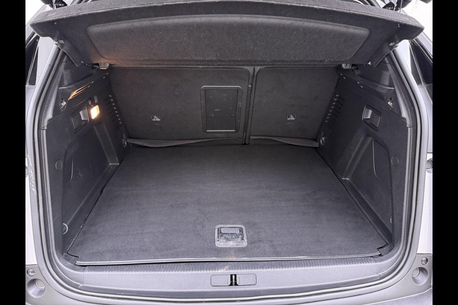 Peugeot 3008 1.6 HYbrid 225 GT Pack Business | BOMVOL!! | PANO | ELEK. ACHTERKLEP | STOELVERWARMING | APPLECARPLAY | RIJKLAAR MET 12 MND BOVAG GARANTIE | ACHTERUITRIJ CAMERA | ADAP. CRUISE | DODE HOEK |