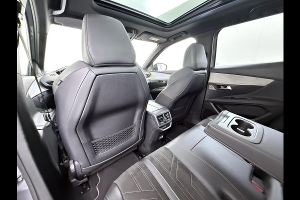 Peugeot 3008 1.6 HYbrid 225 GT Pack Business | BOMVOL!! | PANO | ELEK. ACHTERKLEP | STOELVERWARMING | APPLECARPLAY | RIJKLAAR MET 12 MND BOVAG GARANTIE | ACHTERUITRIJ CAMERA | ADAP. CRUISE | DODE HOEK |