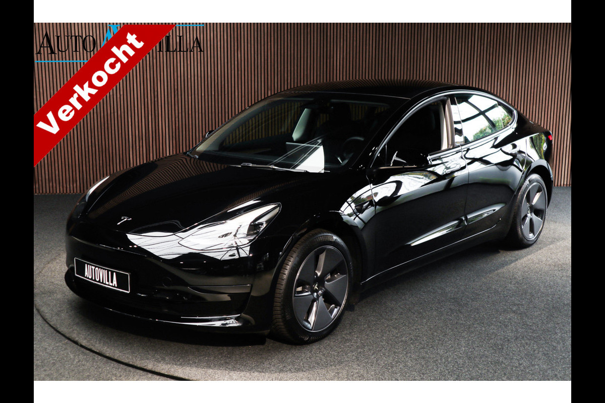 Tesla Model 3 RWD Autopilot ACC Stuurverwarm. PDC Leer Navi Panoramadak 360° Elektr. achterklep Stoelverwarming voor & achter Climate voor & achter LM velgen BTW auto! Nieuw!