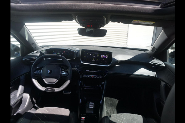 Peugeot e-2008 EV GT 54 kWh
