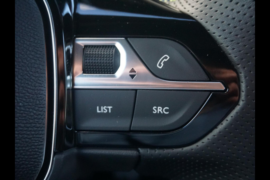 Peugeot e-2008 EV GT 54 kWh