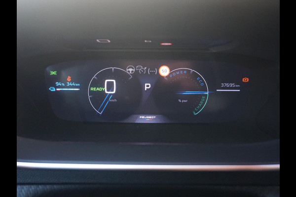 Peugeot e-2008 EV GT 54 kWh