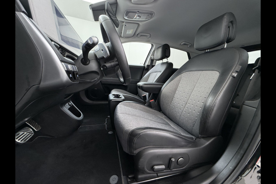 Hyundai IONIQ 5 Connect+ 73kWh SOH 100% Warmtepomp Bose®-Audio Adap.Cruise Navi Ecc Camera Stoel+Stuurverwarming Apple Carplay Android Auto Pdc Elek.Stoelen+Achterklep Led Lmv 19" Privacy Glas DAB Origineel Nederlandse Auto Long Range