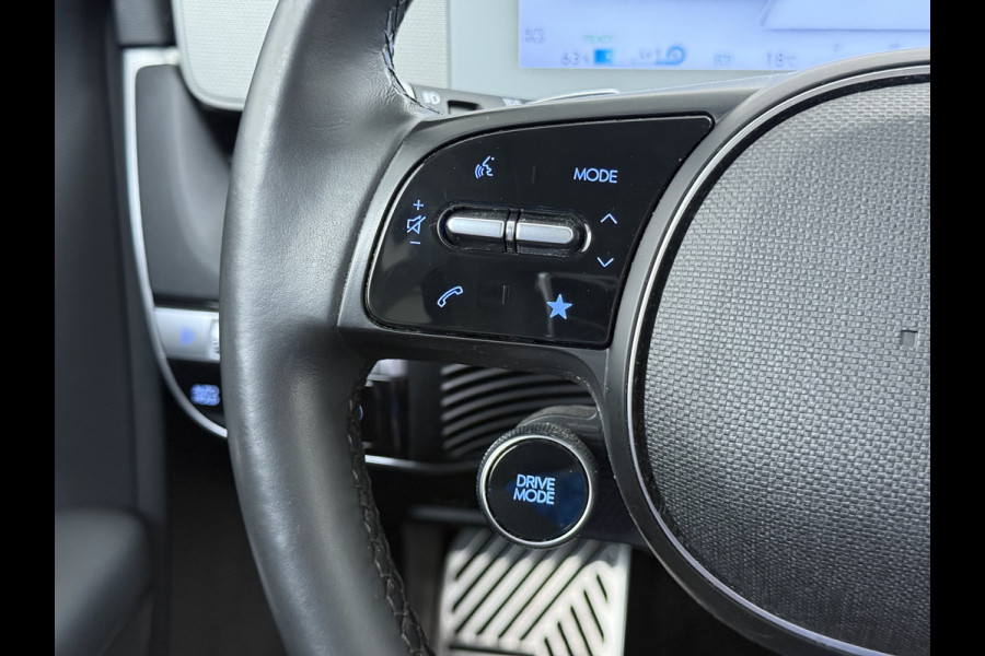 Hyundai IONIQ 5 Connect+ 73kWh SOH 100% Warmtepomp Bose®-Audio Adap.Cruise Navi Ecc Camera Stoel+Stuurverwarming Apple Carplay Android Auto Pdc Elek.Stoelen+Achterklep Led Lmv 19" Privacy Glas DAB Origineel Nederlandse Auto Long Range