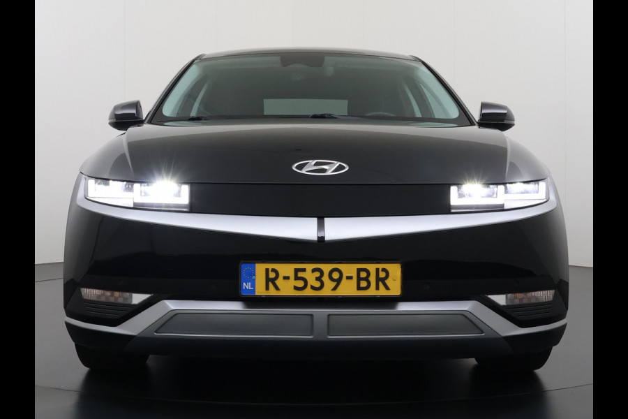 Hyundai IONIQ 5 Connect+ 73kWh SOH 100% Warmtepomp Bose®-Audio Adap.Cruise Navi Ecc Camera Stoel+Stuurverwarming Apple Carplay Android Auto Pdc Elek.Stoelen+Achterklep Led Lmv 19" Privacy Glas DAB Origineel Nederlandse Auto Long Range