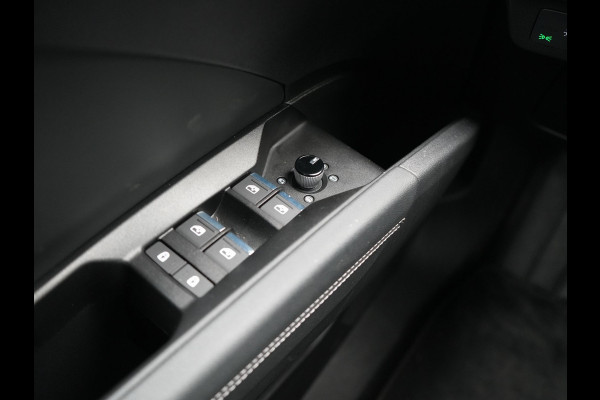 Audi Q4 e-tron 45 Quattro Edition 77 kWh 265pk Dealer O.H. | Panodak | Sonos Audio | Sfeerverlichting | Lederen Sportstoelen Verwarmd | Apple Carplay | Navigatie | DAB | 20"L.M |