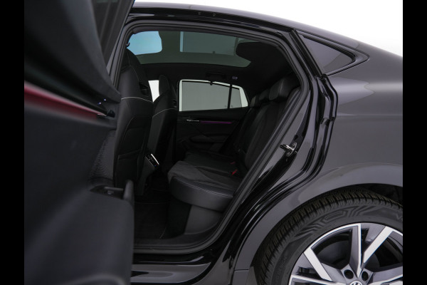 Škoda Enyaq Coupé 85 Sportline [ 3-Fase ] {SOH-95%} (INCL.BTW) *PANO | ADAPTIVE-CRUISE | LEATHER-ALCANTARA | FULL-LED | BLINDSPOT | HEATED-SPORTSEATS | CAMERA | KEYLESS | PRIVACY-GLASS | SHIFT-PADLLES | TOWBAR | 20''ALU*