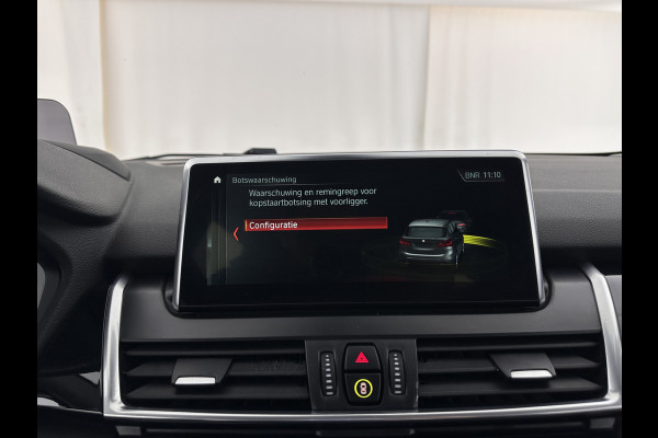 BMW 2 Serie Active Tourer 225xe iPerformance Saphir Edition {SOH-84%} Aut. *LEATHER | HEAD-UP | FULL-LED | HEATED-SPORTSEATS | CAMERA | NAVI-FULLMAP | PRIVACY-GLASS | ECC | PDC | 17''ALU*