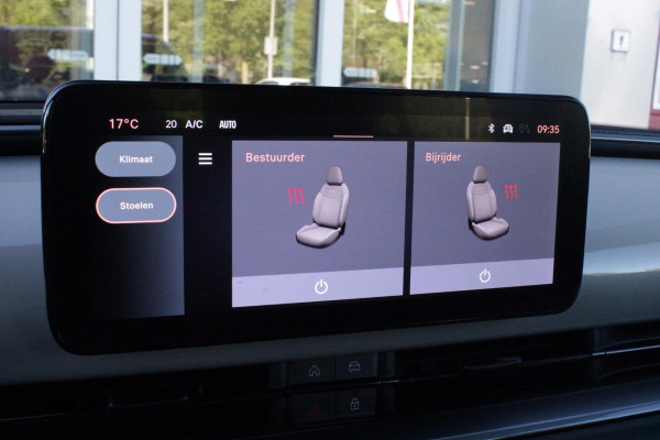 Fiat 600 1.2 Hybrid 110PK AUTOMAAT URBAN | STOEL/VOORRUIT VERWARMING | KEYLESS ENTRY/START | 17" LICHTEMATELN VELGEN | DRAADLOZE TELEFOONLADER | DRAADLOZE APPLE CARPLAY/ANDROID AUTO | NAVIGATIE | DAB+ RADIO | PARKEERSENSOREN VOOR + ACHTER | ACHTERUITRIJ CAMERA | CRUISE CONTROL | LED KOPLAMPEN |