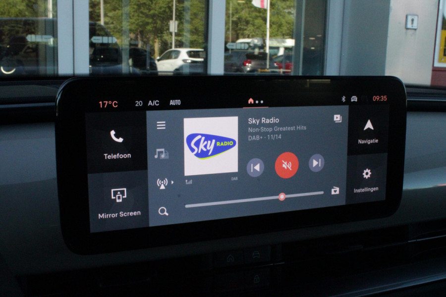 Fiat 600 1.2 Hybrid 110PK AUTOMAAT URBAN | STOEL/VOORRUIT VERWARMING | KEYLESS ENTRY/START | 17" LICHTEMATELN VELGEN | DRAADLOZE TELEFOONLADER | DRAADLOZE APPLE CARPLAY/ANDROID AUTO | NAVIGATIE | DAB+ RADIO | PARKEERSENSOREN VOOR + ACHTER | ACHTERUITRIJ CAMERA | CRUISE CONTROL | LED KOPLAMPEN |