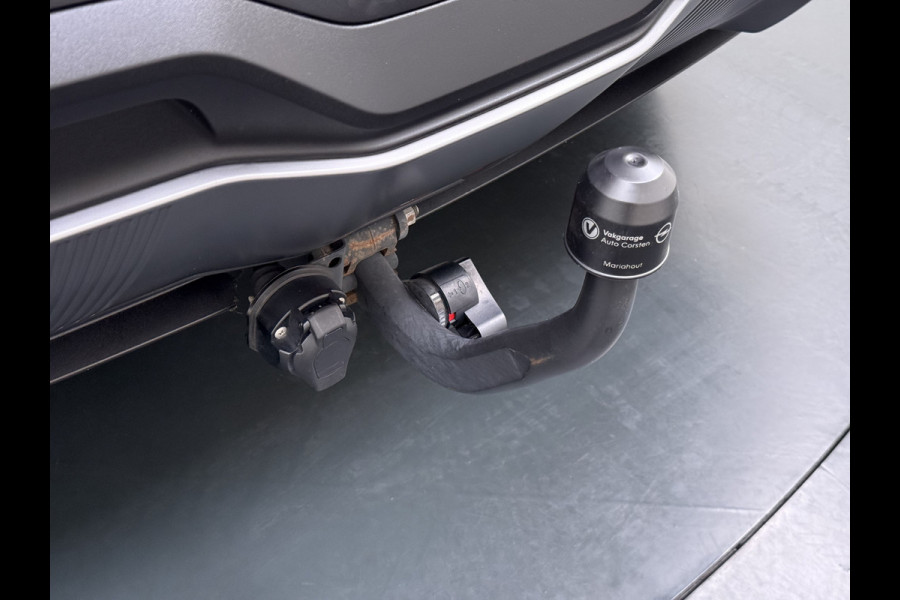 MG Mg4 electric Trophy Extended Range 77kWh Warmtepomp Trekhaak SOH 95% Adap.Cruise Navi 360°Camera Apple Carplay Android Auto Elek.Stoel+Verwar Led Privacy Glas Isofix DAB Bluetooth Dodehoek detector File assistent Rijstrooksensor Wifi 1e Eigenaar Origineel Nederlandse Auto