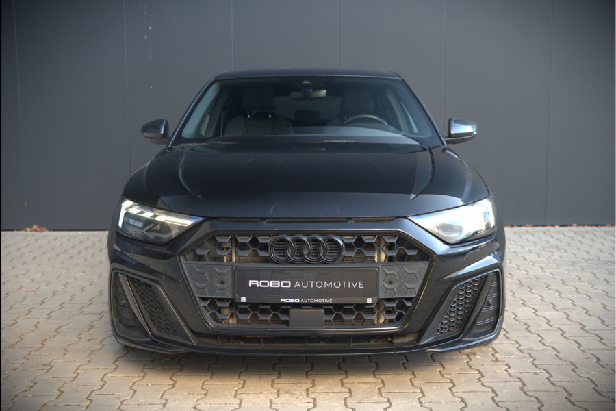 Audi A1 Sportback 35 TFSI S Line edition one S-Line | Bang & Olufsen | Stoelverwarming | Cruise Control | Ambiance Verlichting | Navigatie | Parkeersensoren | Apple Carplay | Climate Control | B&O | LED