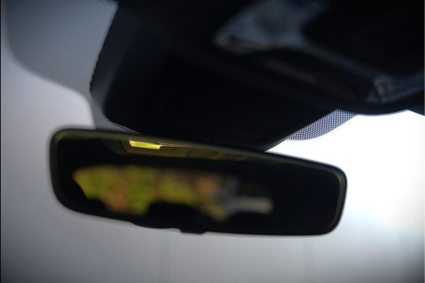 Audi A1 Sportback 35 TFSI S Line edition one S-Line | Bang & Olufsen | Stoelverwarming | Cruise Control | Ambiance Verlichting | Navigatie | Parkeersensoren | Apple Carplay | Climate Control | B&O | LED