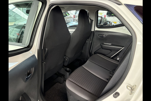 Toyota Aygo 1.0 VVT-i X-Play 5-drs. CAMERA/CARPLAY/LIMITER/AIRCO/MEDIA