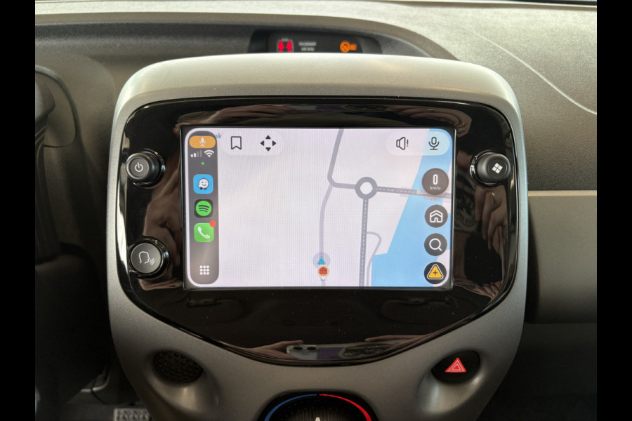 Toyota Aygo 1.0 VVT-i X-Play 5-drs. CAMERA/CARPLAY/LIMITER/AIRCO/MEDIA