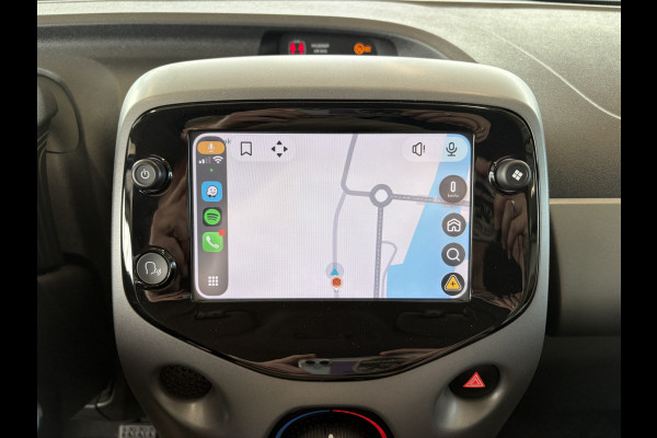 Toyota Aygo 1.0 VVT-i X-Play 5-drs. CAMERA/CARPLAY/LIMITER/AIRCO/MEDIA