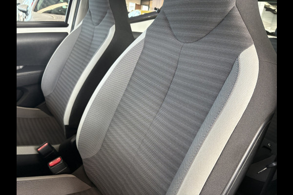 Toyota Aygo 1.0 VVT-i X-Play 5-drs. CAMERA/CARPLAY/LIMITER/AIRCO/MEDIA