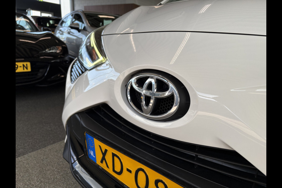Toyota Aygo 1.0 VVT-i X-Play 5-drs. CAMERA/CARPLAY/LIMITER/AIRCO/MEDIA