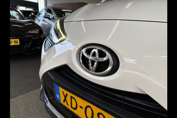 Toyota Aygo 1.0 VVT-i X-Play 5-drs. CAMERA/CARPLAY/LIMITER/AIRCO/MEDIA