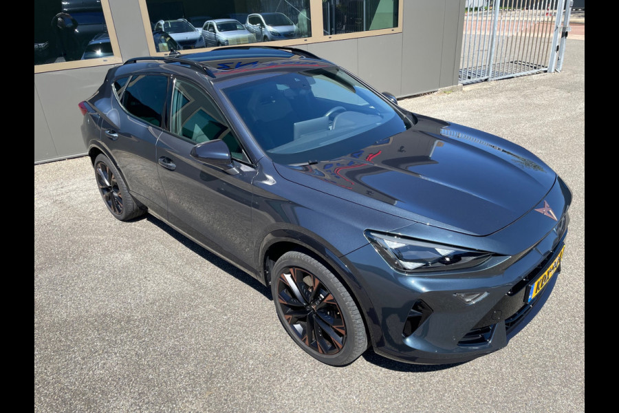 CUPRA Formentor 1.5 TSI e-Hybrid VZ Extreme Panorama 272PK 1ste Eig Dealer Onderhouden Vol in de opties zie adv