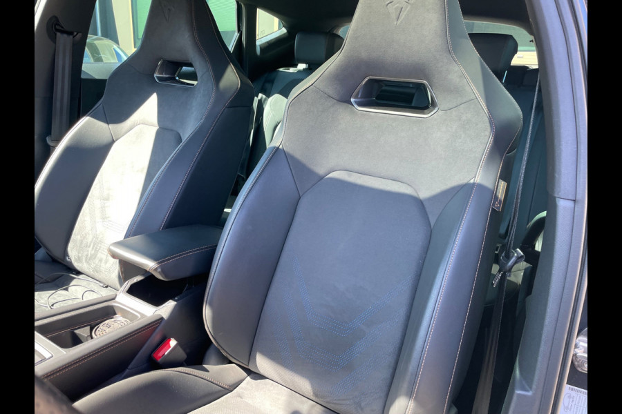 CUPRA Formentor 1.5 TSI e-Hybrid VZ Extreme Panorama 272PK 1ste Eig Dealer Onderhouden Vol in de opties zie adv