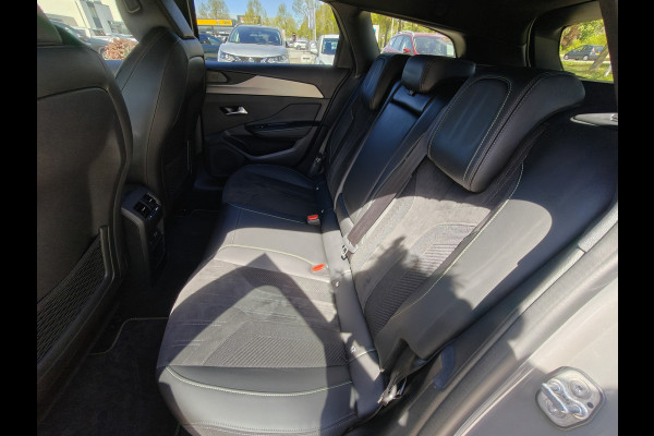 Peugeot 308 SW 1.6 Plug-in Hybrid 225 GT / Head-up / Trekhaak / Carplay / 360 camera / 18" LM