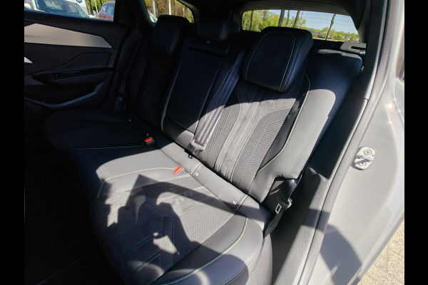 Peugeot 308 SW 1.6 Plug-in Hybrid 225 GT / Head-up / Trekhaak / Carplay / 360 camera / 18" LM