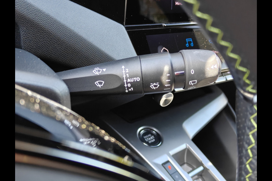 Peugeot 308 SW 1.6 Plug-in Hybrid 225 GT / Head-up / Trekhaak / Carplay / 360 camera / 18" LM