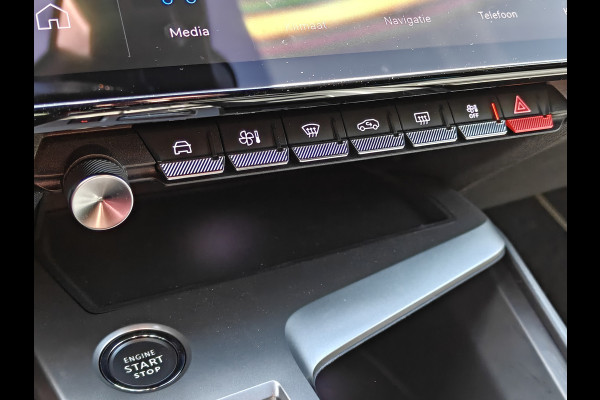 Peugeot 308 SW 1.6 Plug-in Hybrid 225 GT / Head-up / Trekhaak / Carplay / 360 camera / 18" LM