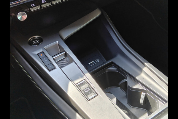 Peugeot 308 SW 1.6 Plug-in Hybrid 225 GT / Head-up / Trekhaak / Carplay / 360 camera / 18" LM